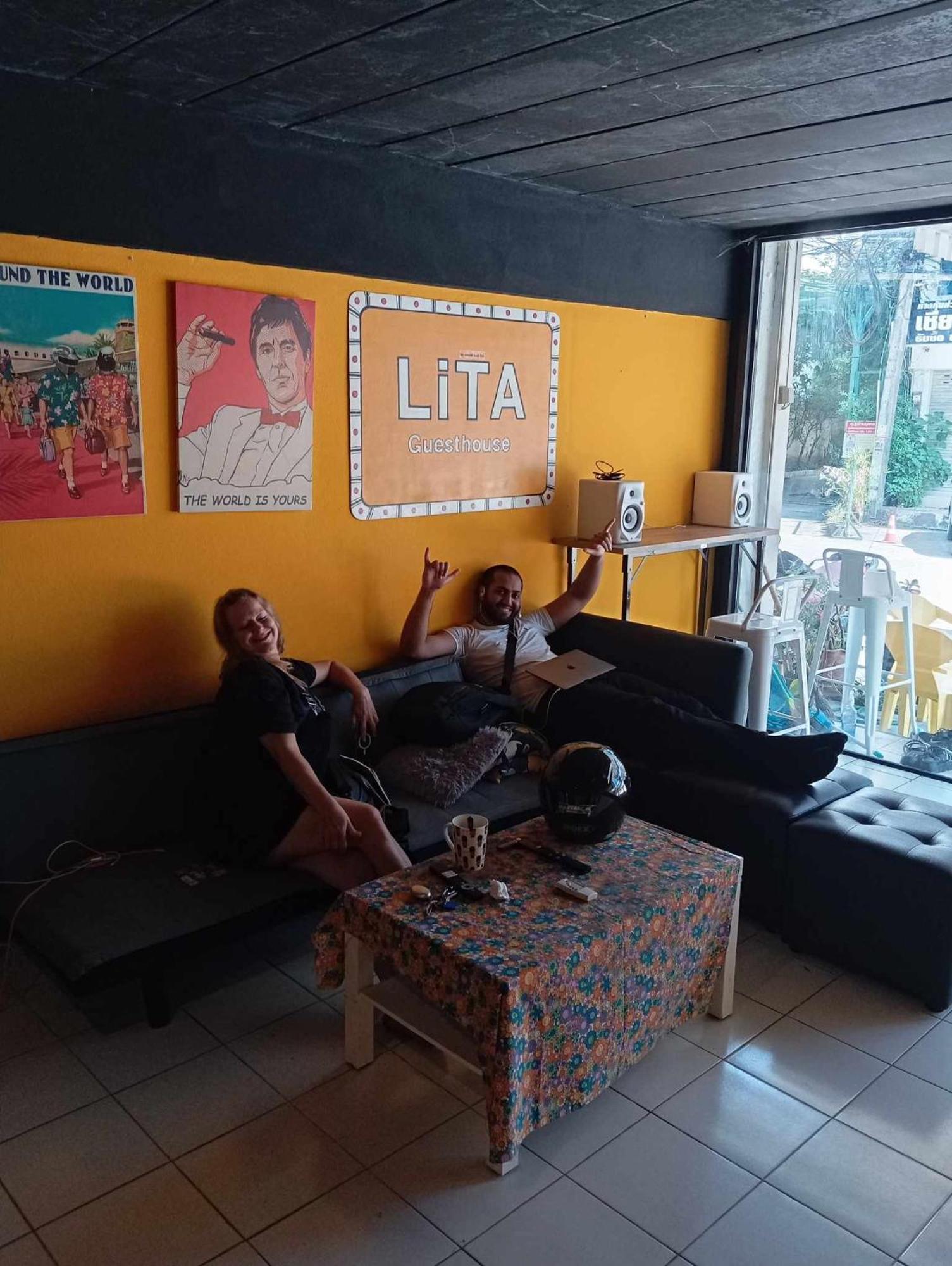 Lita Guesthouse Chiang Mai Extérieur photo